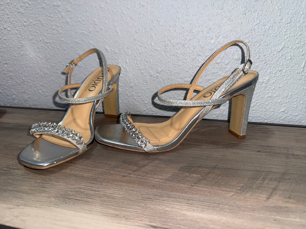 Studio Badgley Mischka Silver Rhinestone Block Heel Sandals 7.5 Bridal Shoes